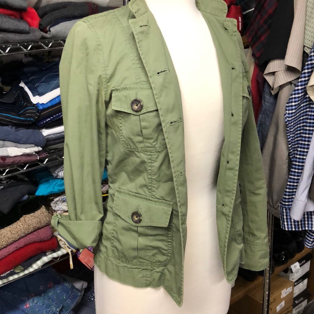 Banana Republic Button Up Jacket 🫒